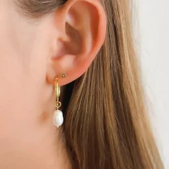 Arms of Eve Jewellery|Jewellery>Augusta Gold Hoop & Freshwater Pearl Earrings - Small