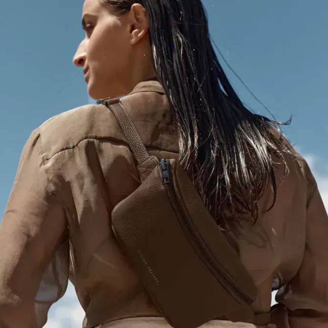 Status Anxiety Handbags>Best Lies - Cocoa