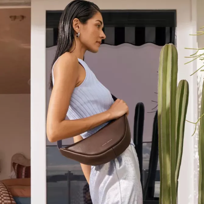 Status Anxiety Handbags>Glued To You - Cocoa