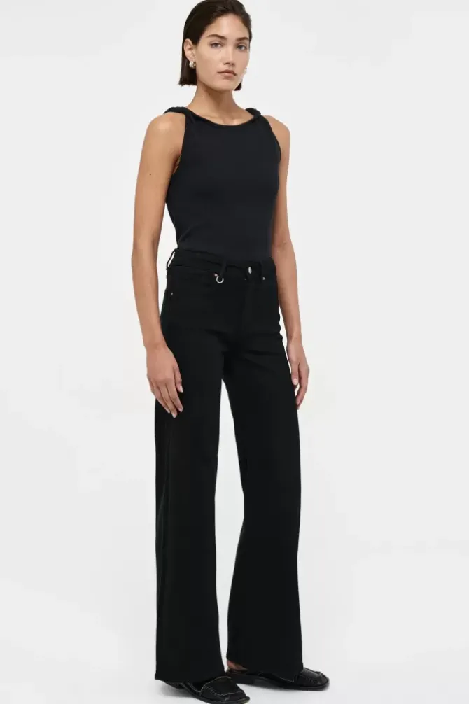 Neuw Denim Tanks>Jonesy Twist Top - Black