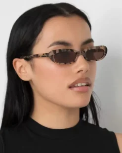 Lu Goldie Eyewear><noscript><img width=