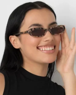 Lu Goldie Eyewear><noscript><img width=