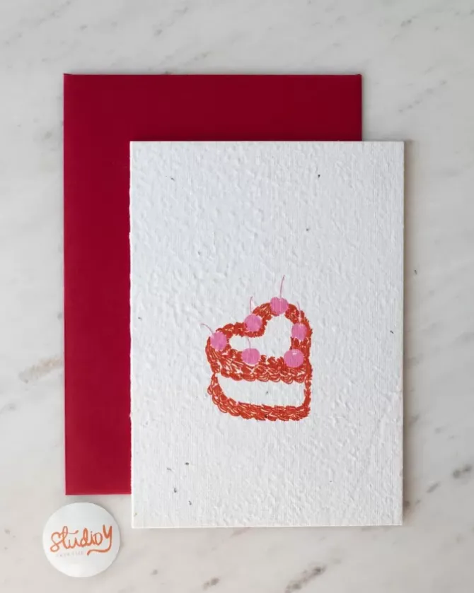 Studio Y Creative Cards>Love Cake Card