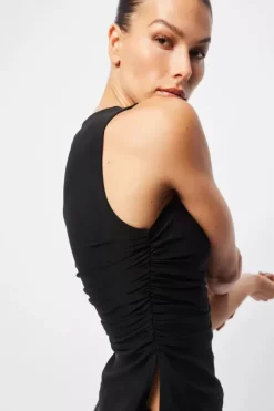 Mossman Tops|Tanks><noscript><img width=