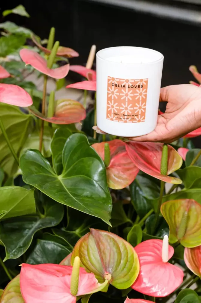 Celia Loves Candles & Incense>Rose & Tonka Bean Candle